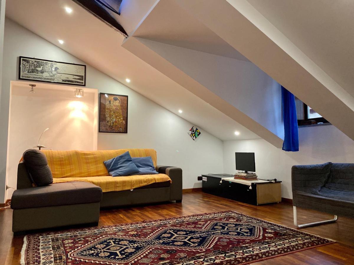 Modern Apartment Piazza Statuto Porta Susa Fs Turin Exterior foto